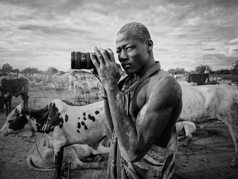 Mundari with camera, photographed by Svetlin Yosifov. One Frame honourable mention, Shoot The Frame 2025.