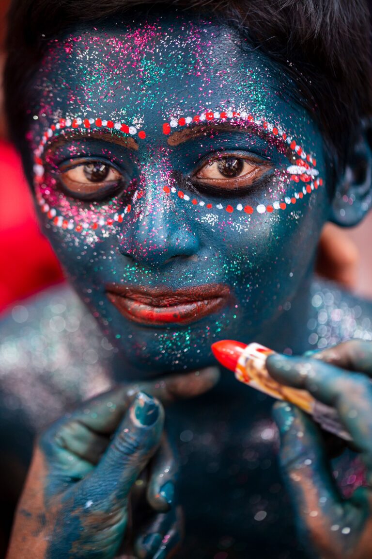 Divine Makeover, photographed by Mahesh Balasubramanian. One Frame honourable mention, Shoot The Frame 2025.