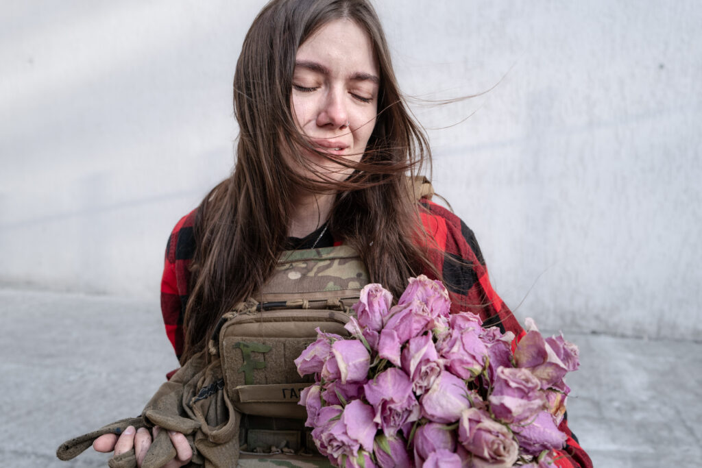 Frame 5 of 14 from Frontlines of Dignity, Shredded Skies and Other Love Stories, a photo essay by Marylise Vigneau