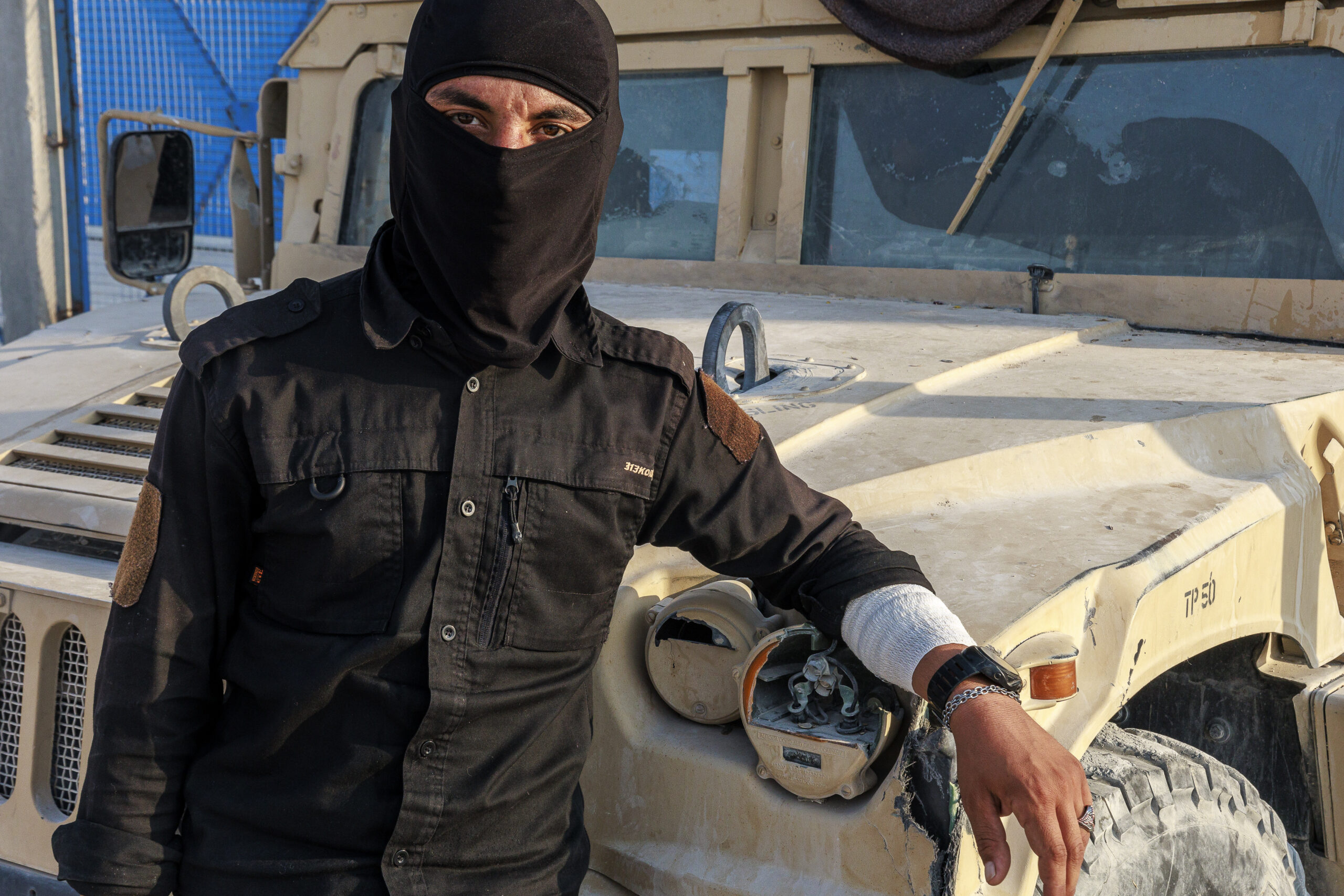 Frame 5 of 14 from The Unfinished War Against ISIS, a photo essay by Diego Baravelli