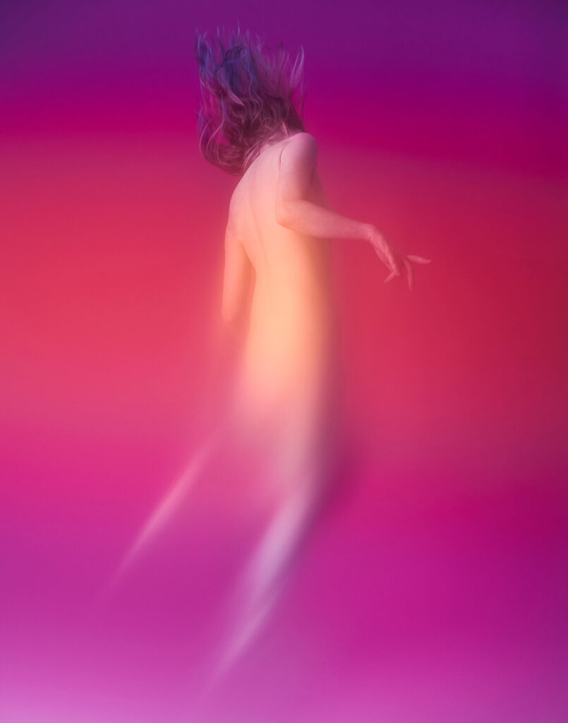 Frame 7 of 14 from Bypassing The Rational, a photo essay by Maciek Jasik