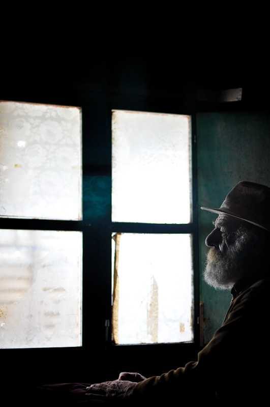 Man, old, beard, hat. Portrait photograph by André Martins, finalist in the Shoot The Frame Portrait photography award, March 2014