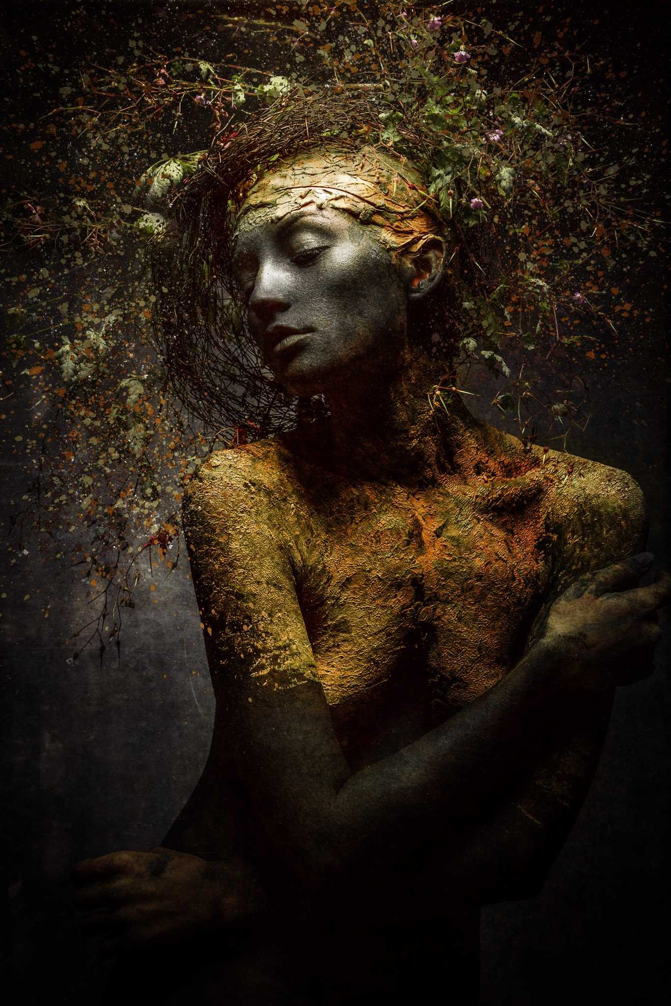 Woman, headress, artistic, painted. Portrait photograph by Siegart von Schlichting, finalist in the Shoot The Frame Portrait photography award, November 2015