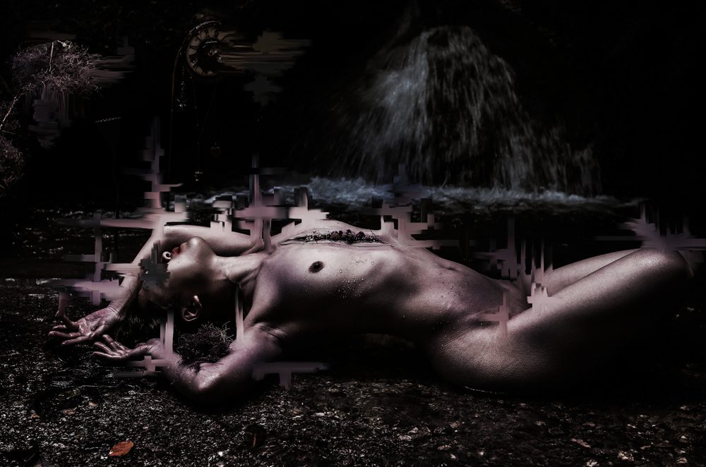 Leaves, sand, human. Portrait photograph by Kei Kitamura, finalist in the Shoot The Frame Portrait photography award, June 2018