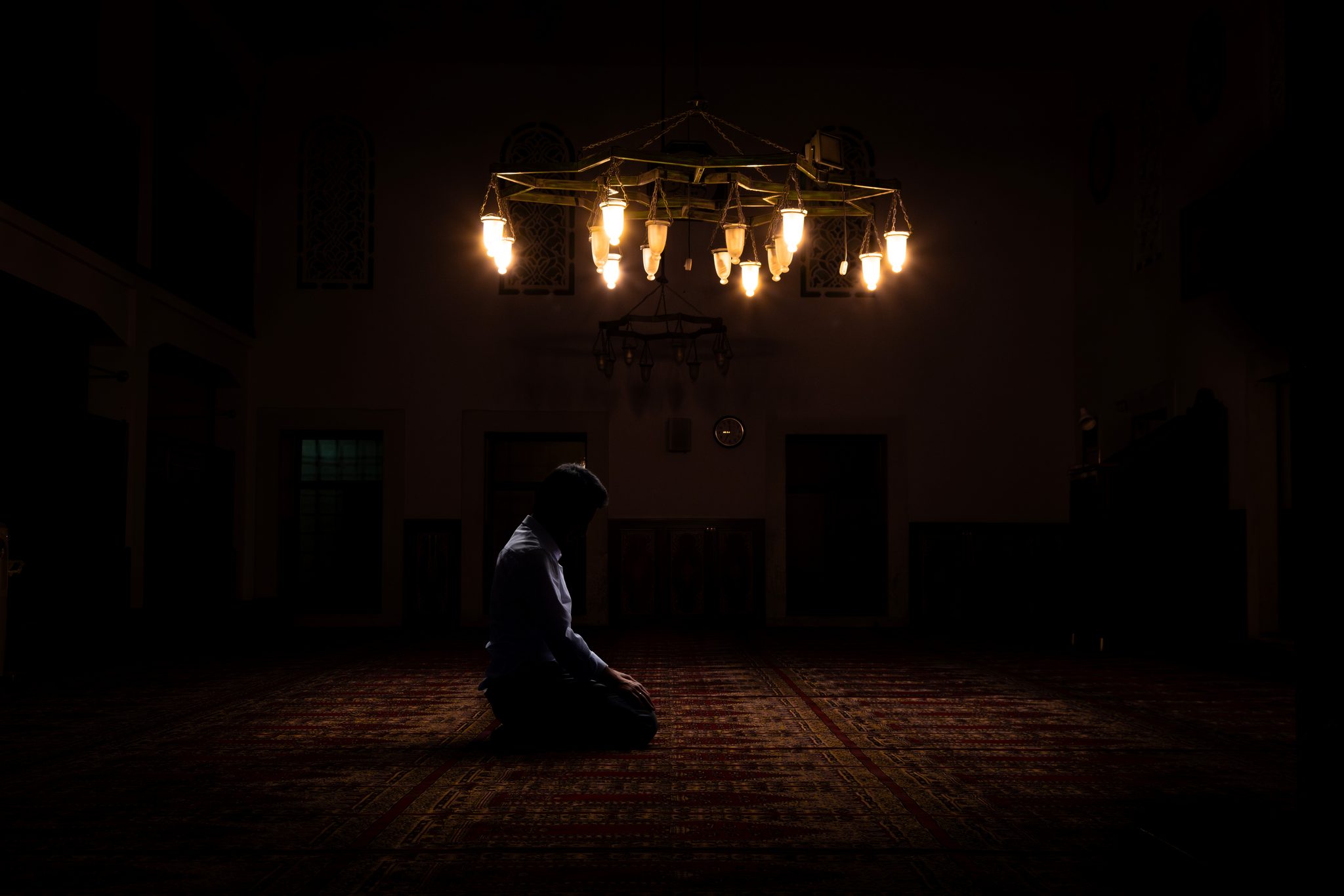 Existence, İstanbul, Türkiye. Portrait photograph by Shakib Ahmed, finalist in the Shoot The Frame Portrait photography award, November 2024