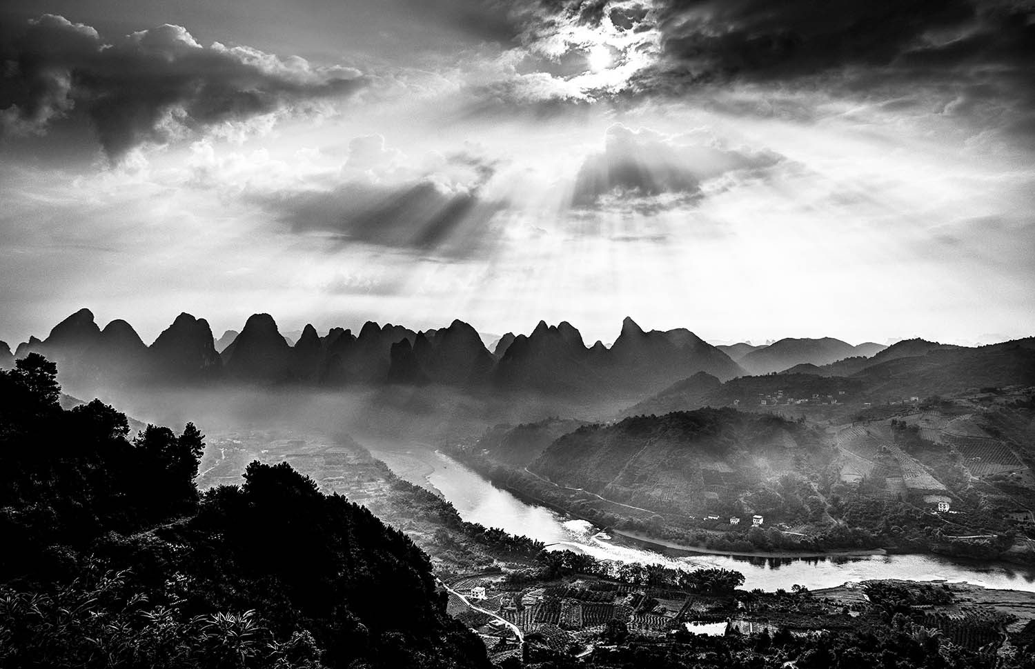 Rays, hills, mountains. Landscape photograph by Magnus Brynestam, finalist in the Shoot The Frame Landscape photography award, March 2015