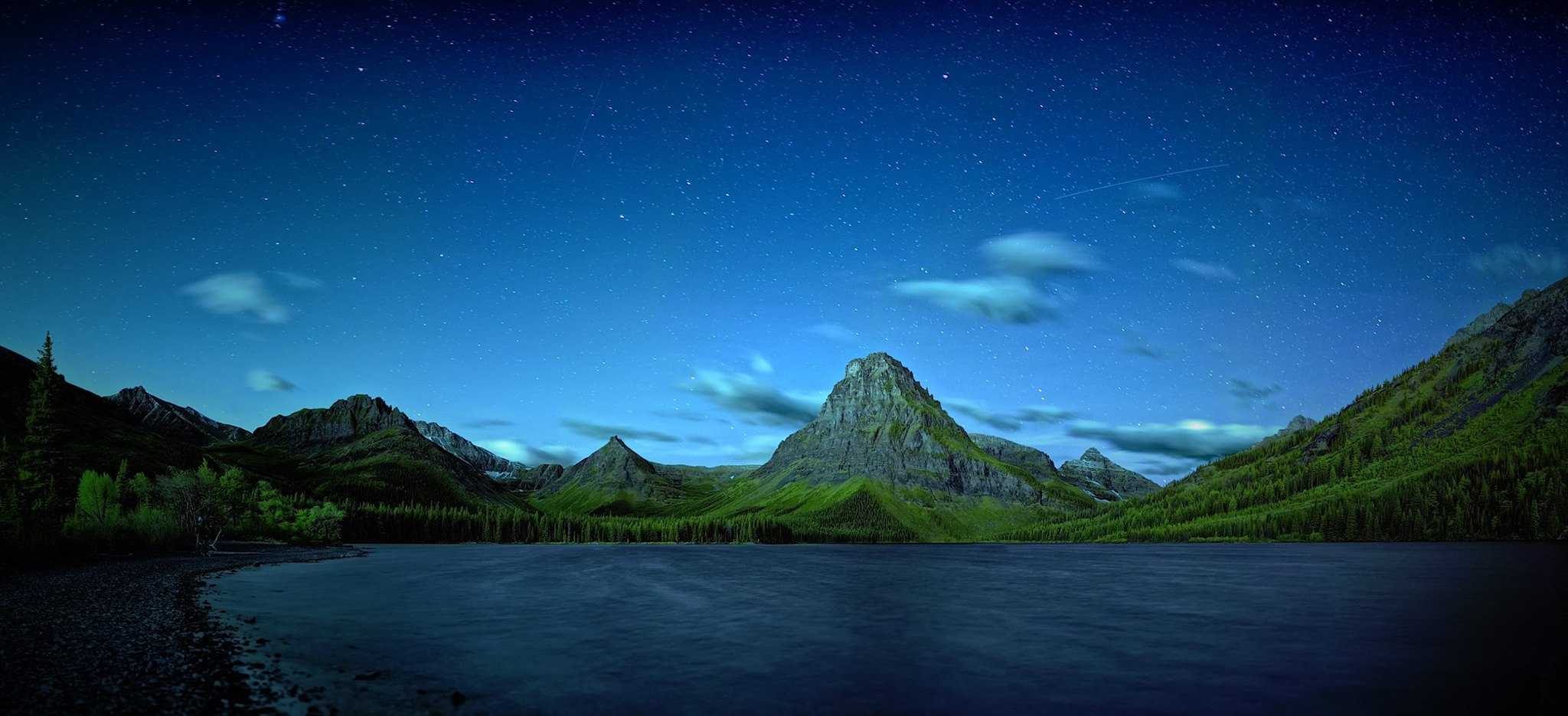 Blue, sky, mountain. Landscape photograph by Nick Spiker, winner of the Shoot The Frame Landscape photography award, March 2016