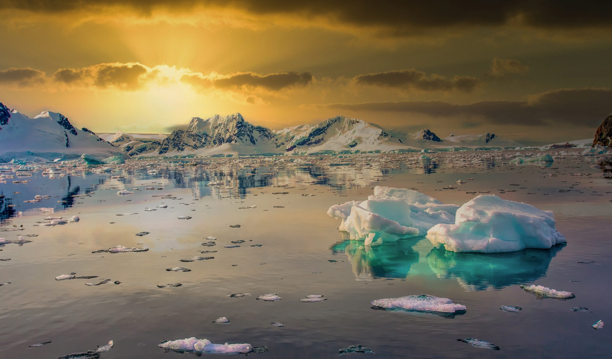 Antarctica Subset. Landscape photograph by ChanOnn Fong, finalist in the Shoot The Frame Landscape photography award, August 2021