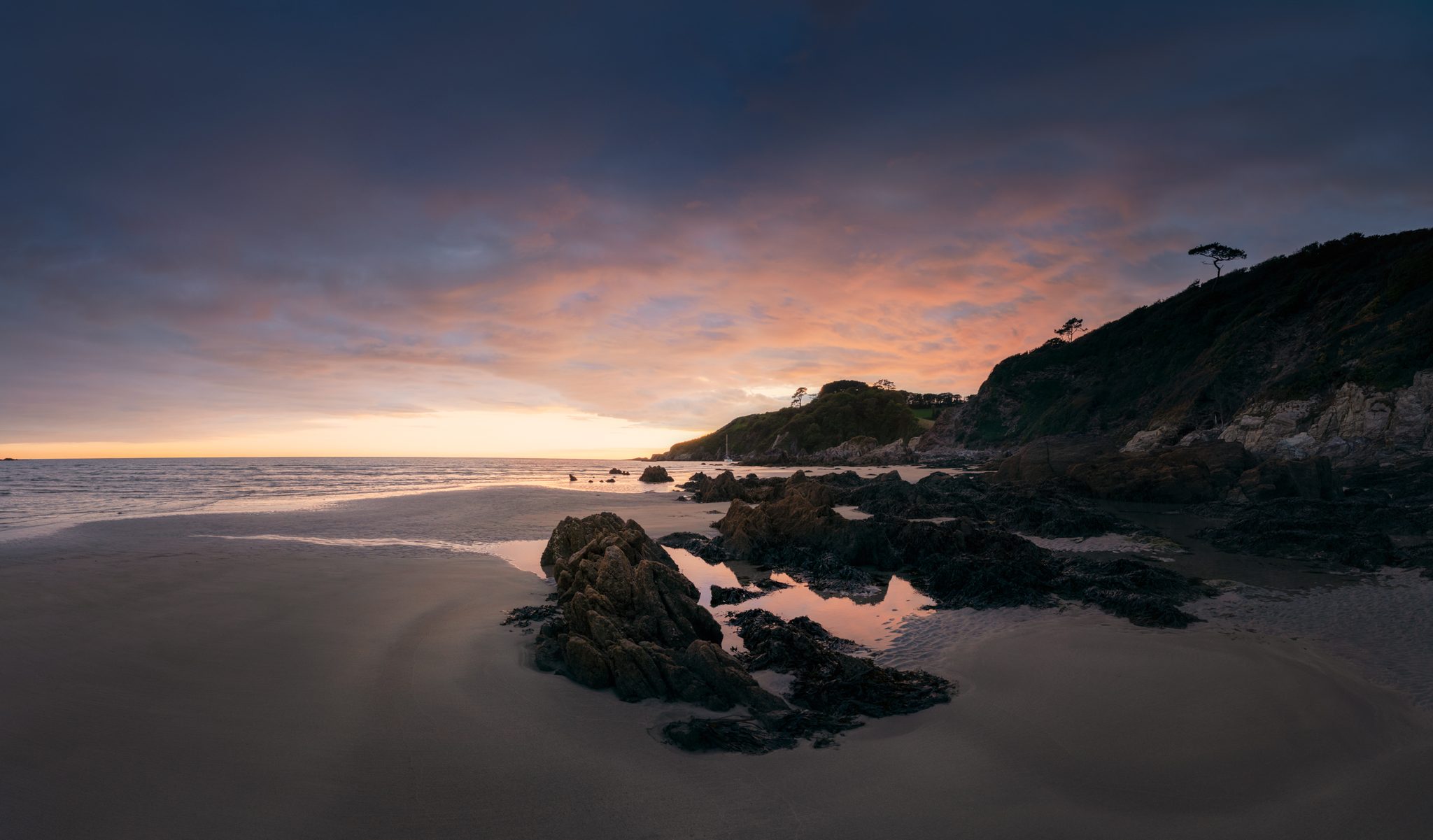 Low tide Mothecoumbe, Mothecombe, Plymouth PL8 1LB, UK. Landscape photograph by Tim Burgess, winner of the Shoot The Frame Landscape photography award, February 2023