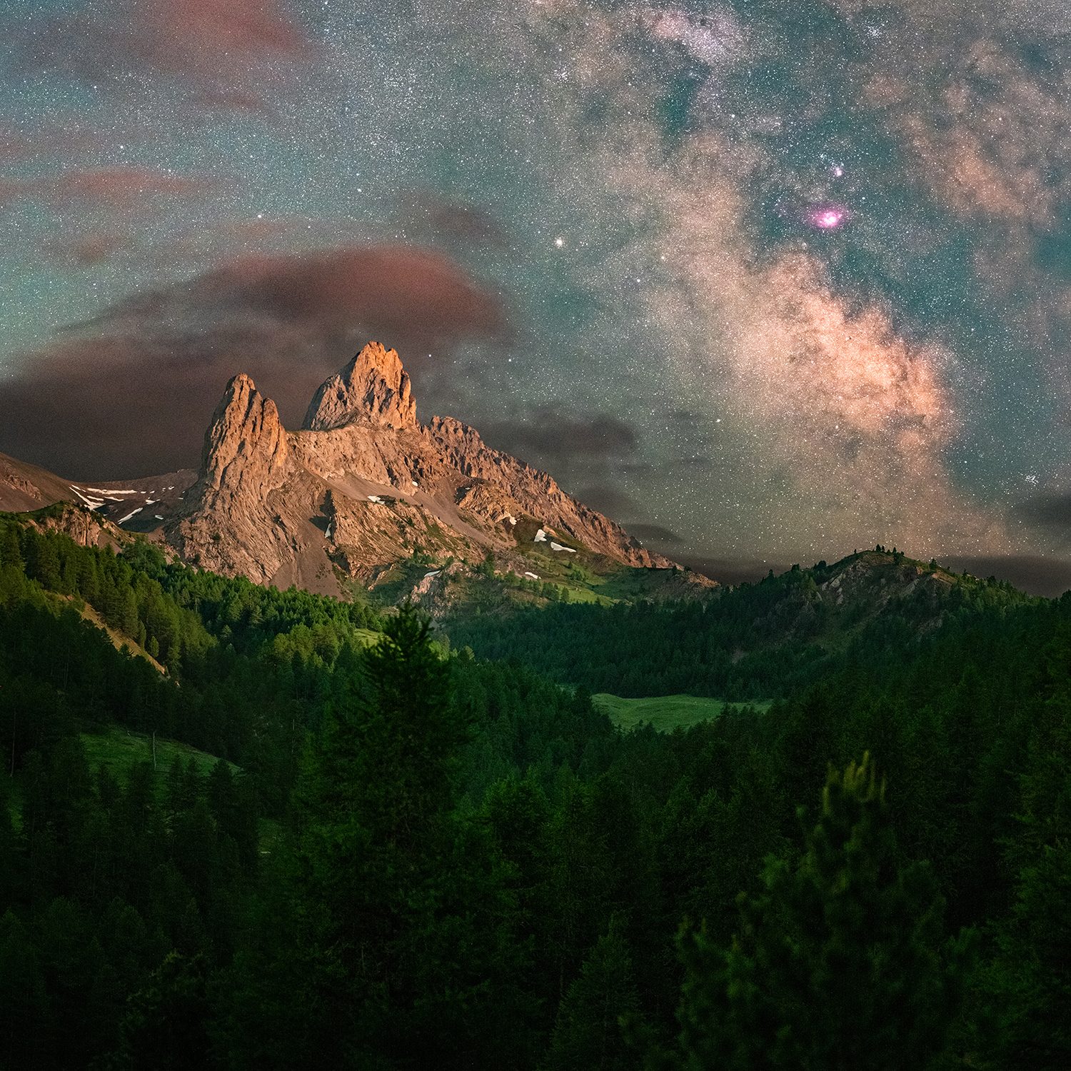 Connection to the starry sky, Château-Ville-Vieille, France. Landscape photograph by Jeff Graphy, finalist in the Shoot The Frame Landscape photography award, March 2024